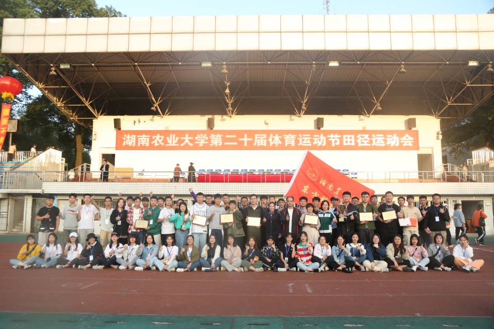 R[@U`(%GY$NS8M1SZ{R}8)1